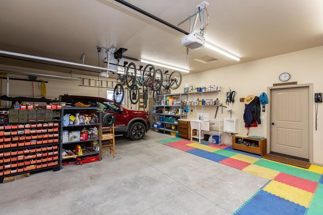 2433 Hidden Valley Drive, Grand Junction, CO 81507