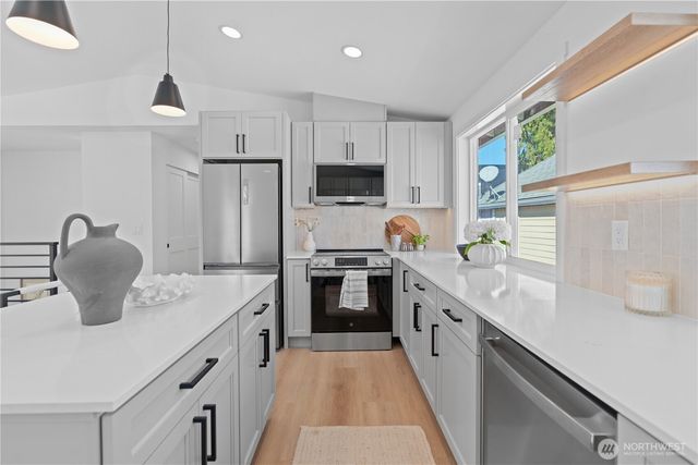 1718 25th Avenue S, Seattle, WA 98144