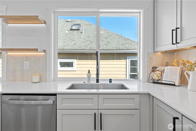 1718 25th Avenue S, Seattle, WA 98144