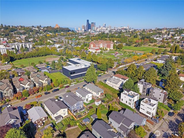 1718 25th Avenue S, Seattle, WA 98144