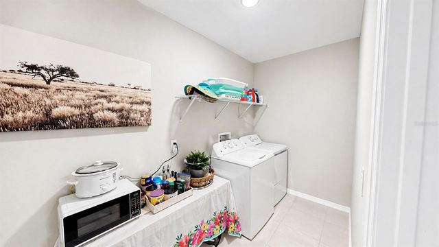 472 6TH AVENUE NW, Ruskin, FL 33570
