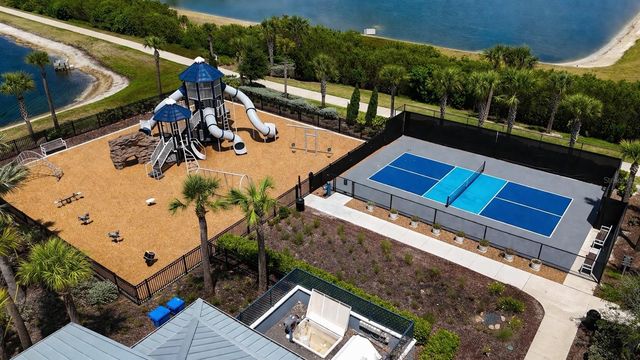 472 6TH AVENUE NW, Ruskin, FL 33570