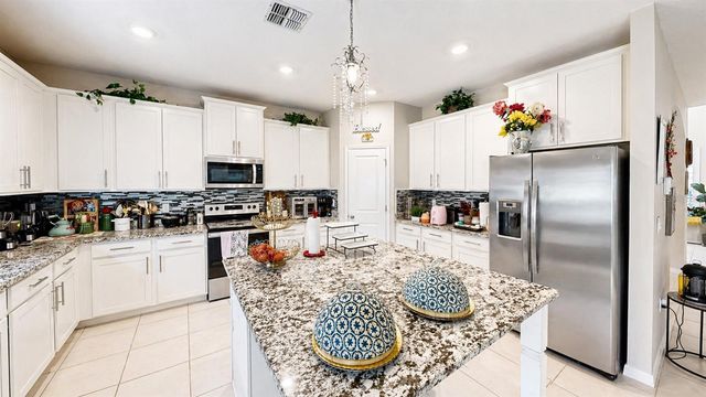 472 6TH AVENUE NW, Ruskin, FL 33570