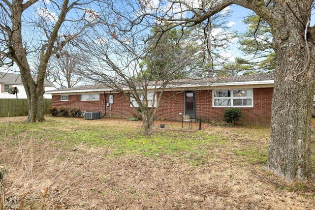 414 Ridgecrest, Walnut Ridge, AR 72476