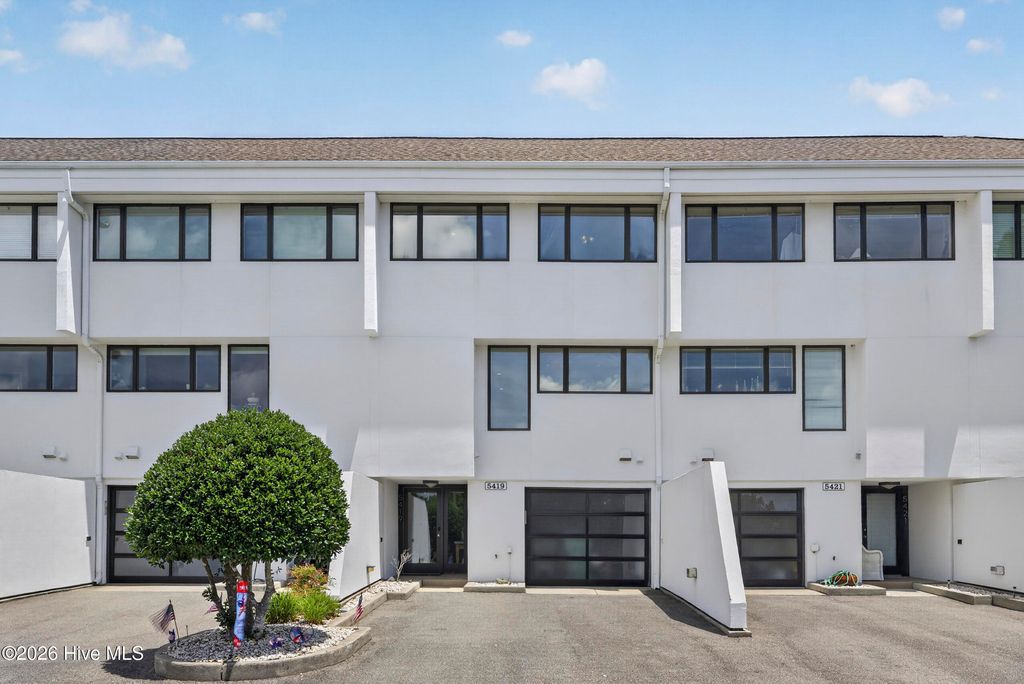 5419 Marina Club Drive, Wilmington, NC 28409