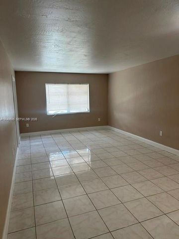 251 NE 187th St 809, Miami, FL 33179