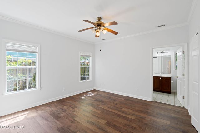 4 Mariners Court, Port Royal, SC 29935
