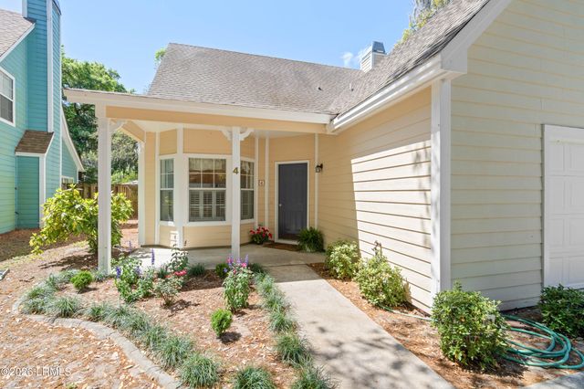4 Mariners Court, Port Royal, SC 29935