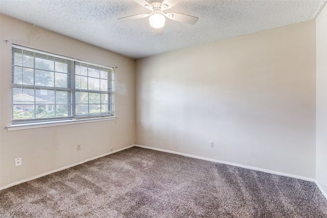 510 Via Corona, Mesquite, TX 75150