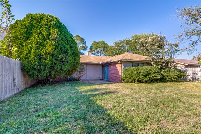 510 Via Corona, Mesquite, TX 75150