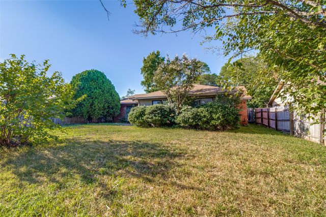 510 Via Corona, Mesquite, TX 75150