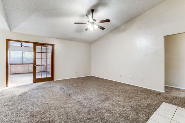 510 Via Corona, Mesquite, TX 75150