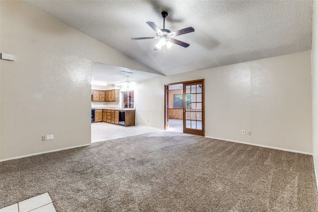 510 Via Corona, Mesquite, TX 75150