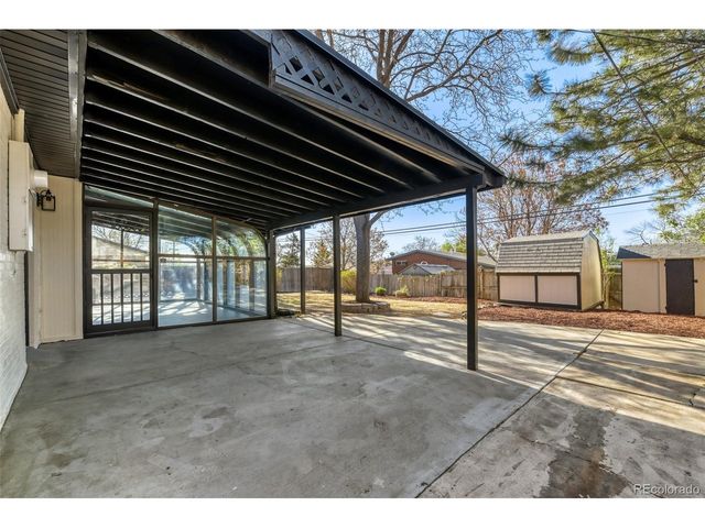900 Essex Dr, Denver, CO 80229