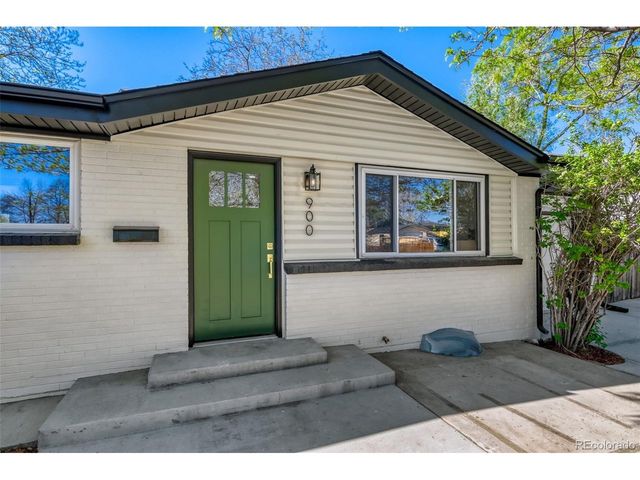 900 Essex Dr, Denver, CO 80229