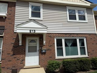 213 FREDERICK Place, Wood Dale, IL 60191
