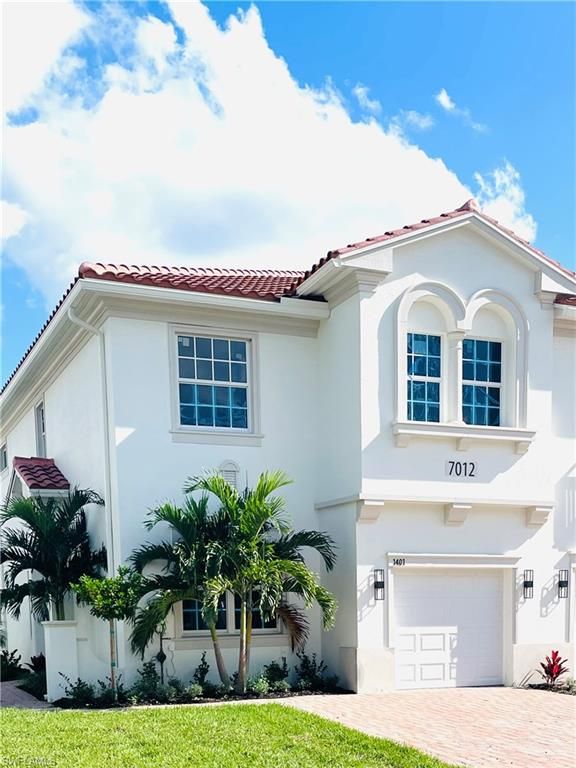 7073 Venice WAY 2701, Naples, FL 34119