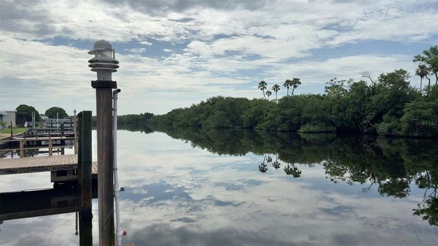 436 MOUNT OAK AVENUE NE 747, St Petersburg, FL 33702