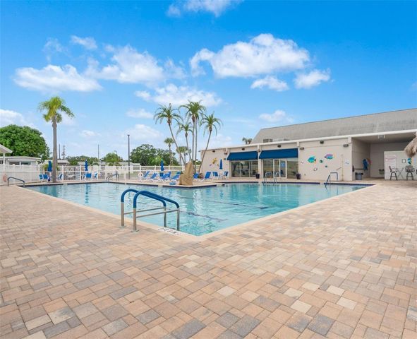 436 MOUNT OAK AVENUE NE 747, St Petersburg, FL 33702