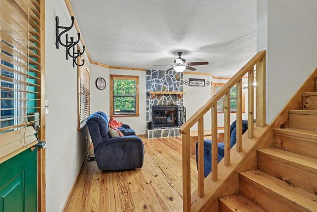 1133 Garrett Circle, Blairsville, GA 30512