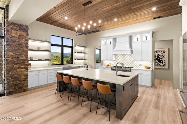 305 SACRED EAGLE Lane, Sedona, AZ 86336