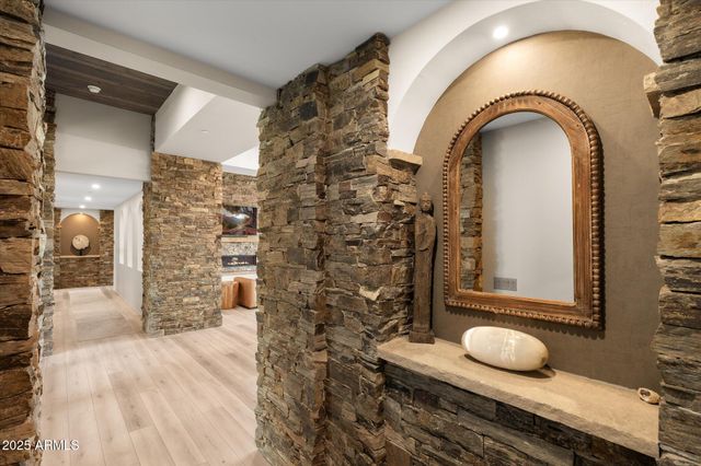 305 SACRED EAGLE Lane, Sedona, AZ 86336