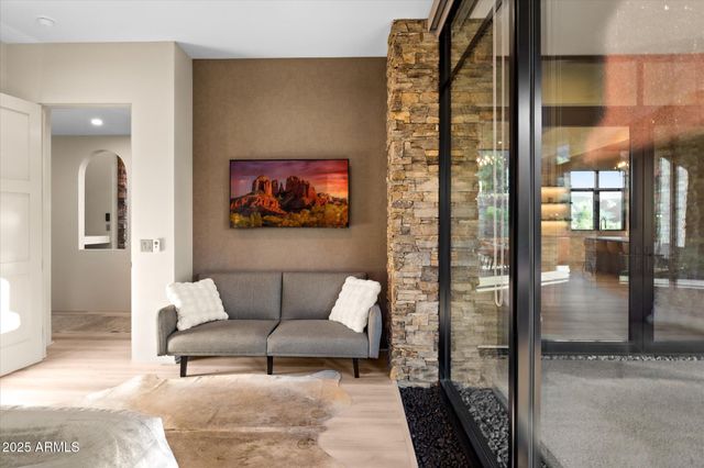 305 SACRED EAGLE Lane, Sedona, AZ 86336