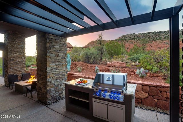 305 SACRED EAGLE Lane, Sedona, AZ 86336