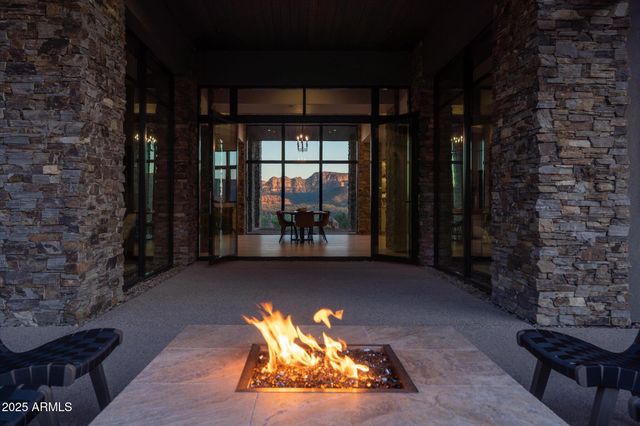 305 SACRED EAGLE Lane, Sedona, AZ 86336