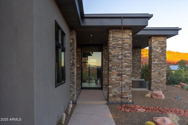 305 SACRED EAGLE Lane, Sedona, AZ 86336