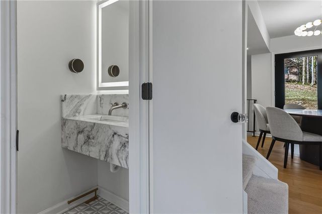 855 Flamingo Drive SW, Atlanta, GA 30311