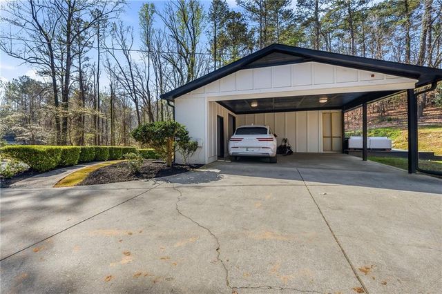 855 Flamingo Drive SW, Atlanta, GA 30311