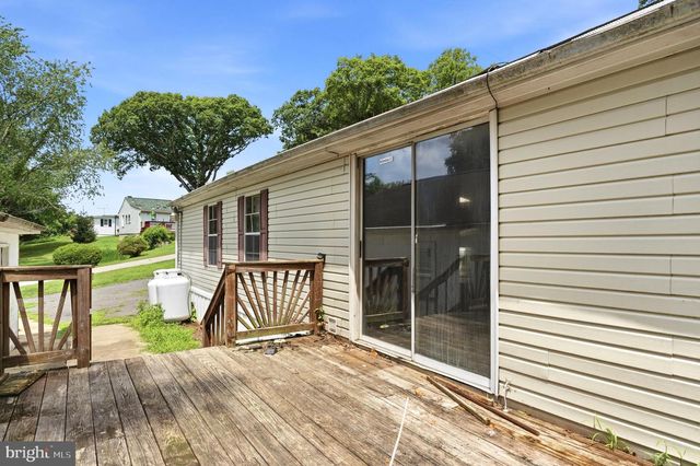 3009 PONDS WOOD RD, Huntingtown, MD 20639