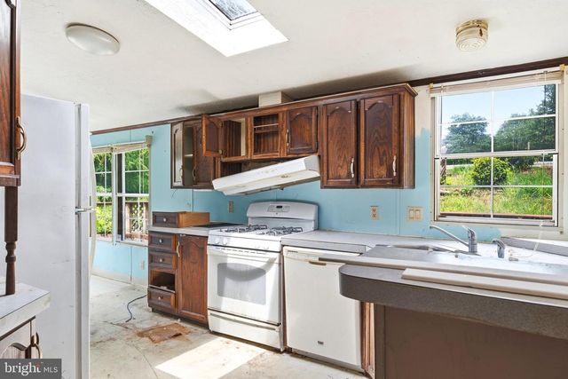 3009 PONDS WOOD RD, Huntingtown, MD 20639