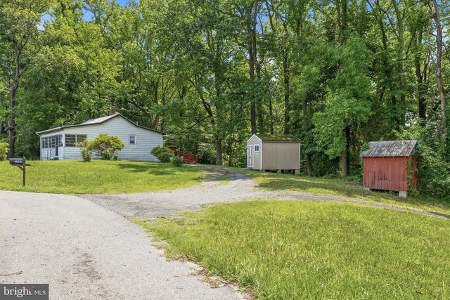 3009 PONDS WOOD RD, Huntingtown, MD 20639