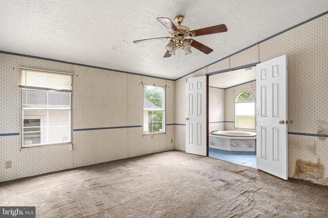 3009 PONDS WOOD RD, Huntingtown, MD 20639