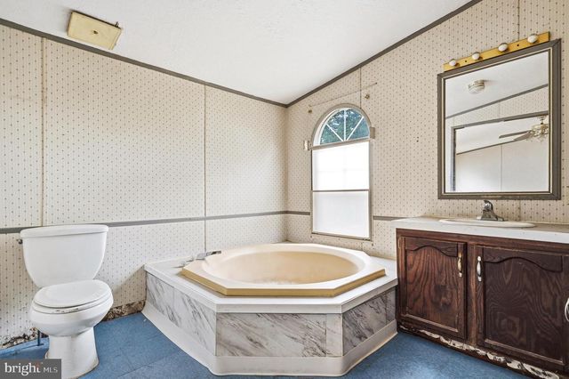 3009 PONDS WOOD RD, Huntingtown, MD 20639