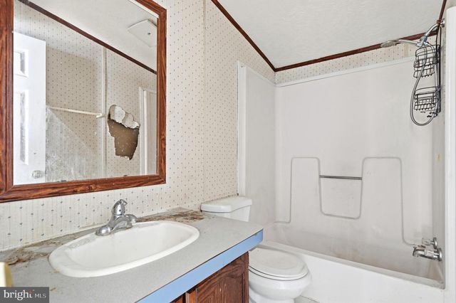 3009 PONDS WOOD RD, Huntingtown, MD 20639