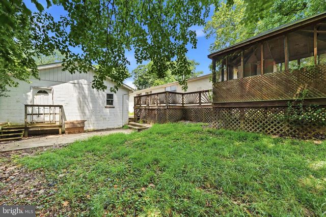 3009 PONDS WOOD RD, Huntingtown, MD 20639