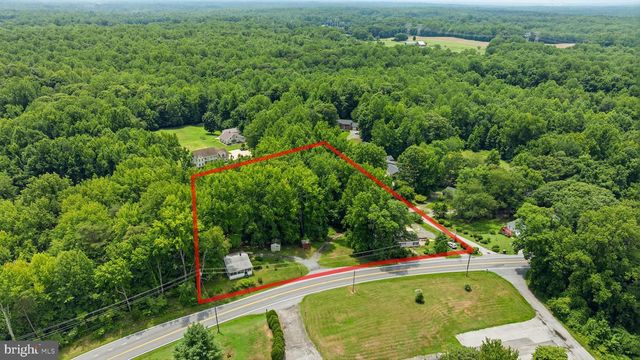 3009 PONDS WOOD RD, Huntingtown, MD 20639