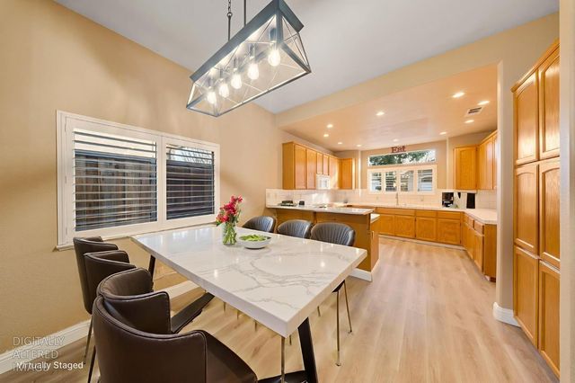 2209 Lantern Dr, Modesto, CA 95355