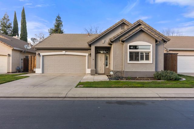 2209 Lantern Dr, Modesto, CA 95355