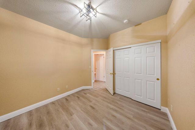 2209 Lantern Dr, Modesto, CA 95355