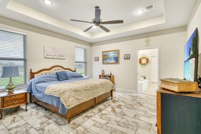 7386 Garrison Creek Drive, Bryan, TX 77808