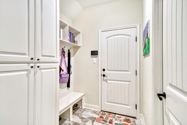 7386 Garrison Creek Drive, Bryan, TX 77808