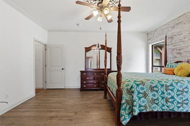 2421 Pecan Springs Road, Cleburne, TX 76031