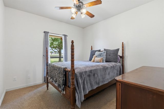2421 Pecan Springs Road, Cleburne, TX 76031