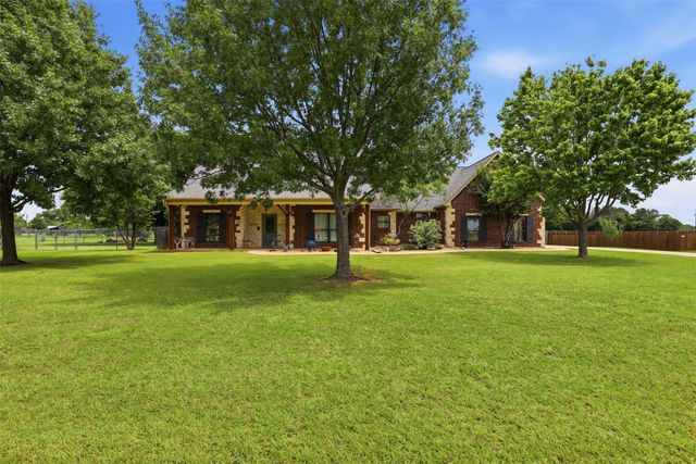 2421 Pecan Springs Road, Cleburne, TX 76031