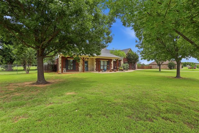 2421 Pecan Springs Road, Cleburne, TX 76031