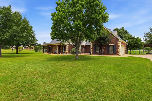 2421 Pecan Springs Road, Cleburne, TX 76031